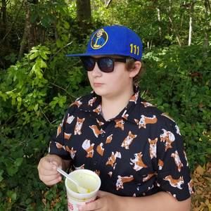 Meet your Posher, Colin